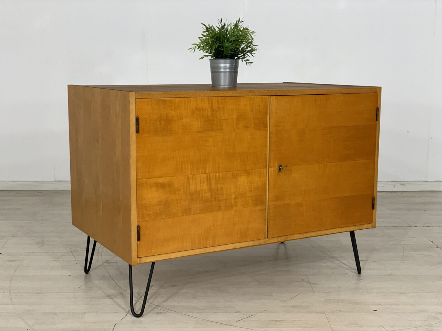 Mid Century Chest of Drawers Sideboard Hallway Cabinet Sideboard Vintage