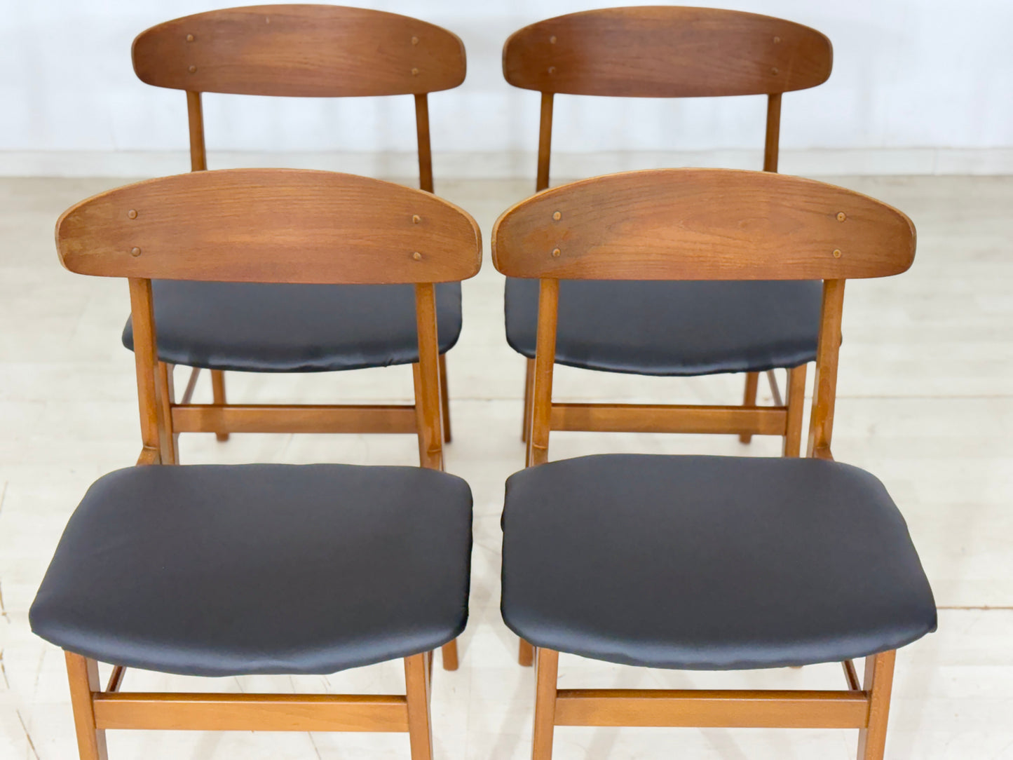 Dänisch Teak Stühle / Vintage Esszimmerstühle / Küchenstühle / Danish Design Chairs
