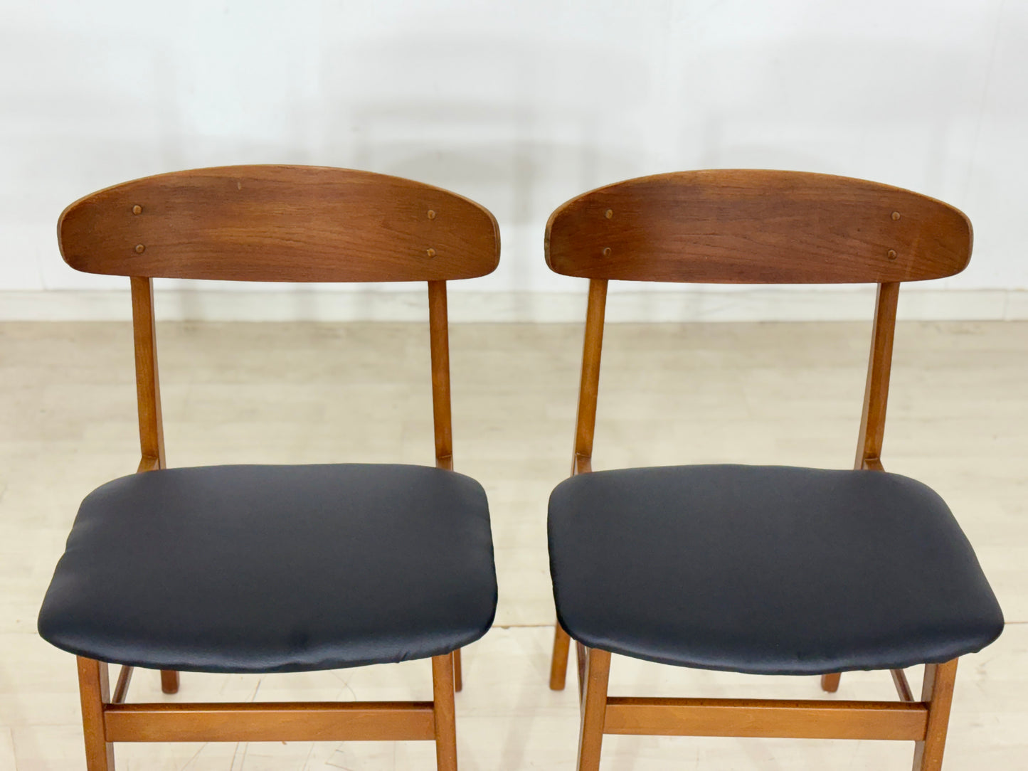 Dänisch Teak Stühle / Vintage Esszimmerstühle / Küchenstühle / Danish Design Chairs