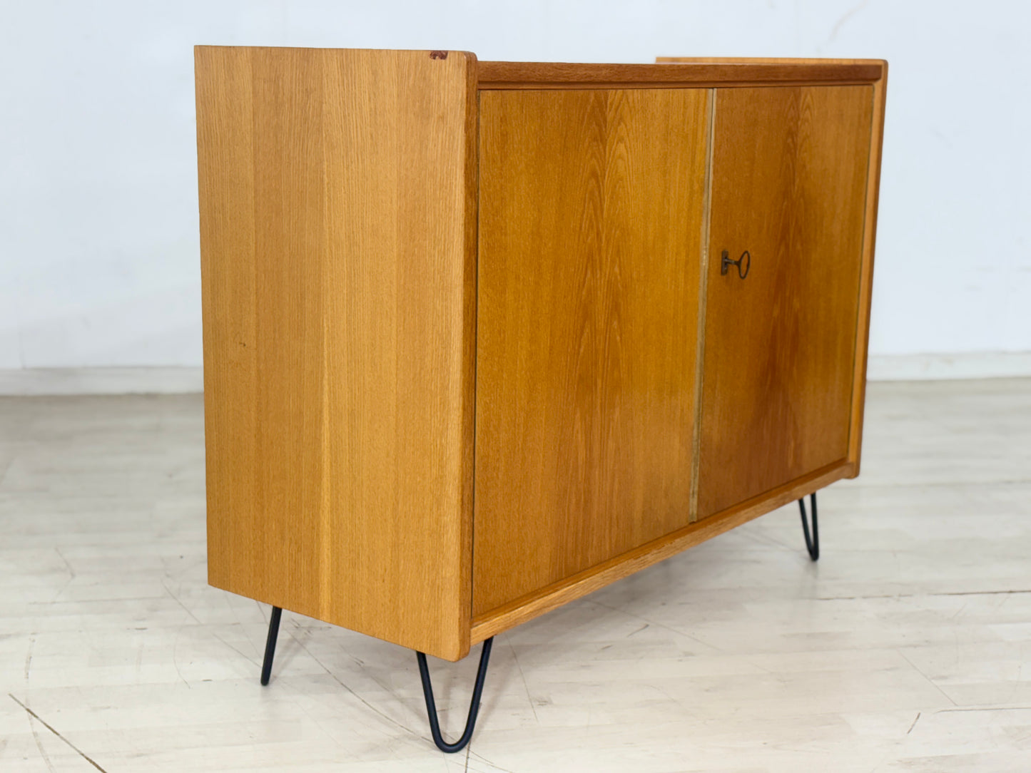 Mid-Century Kommode / Schrank / Anrichte / Vintage Sideboard