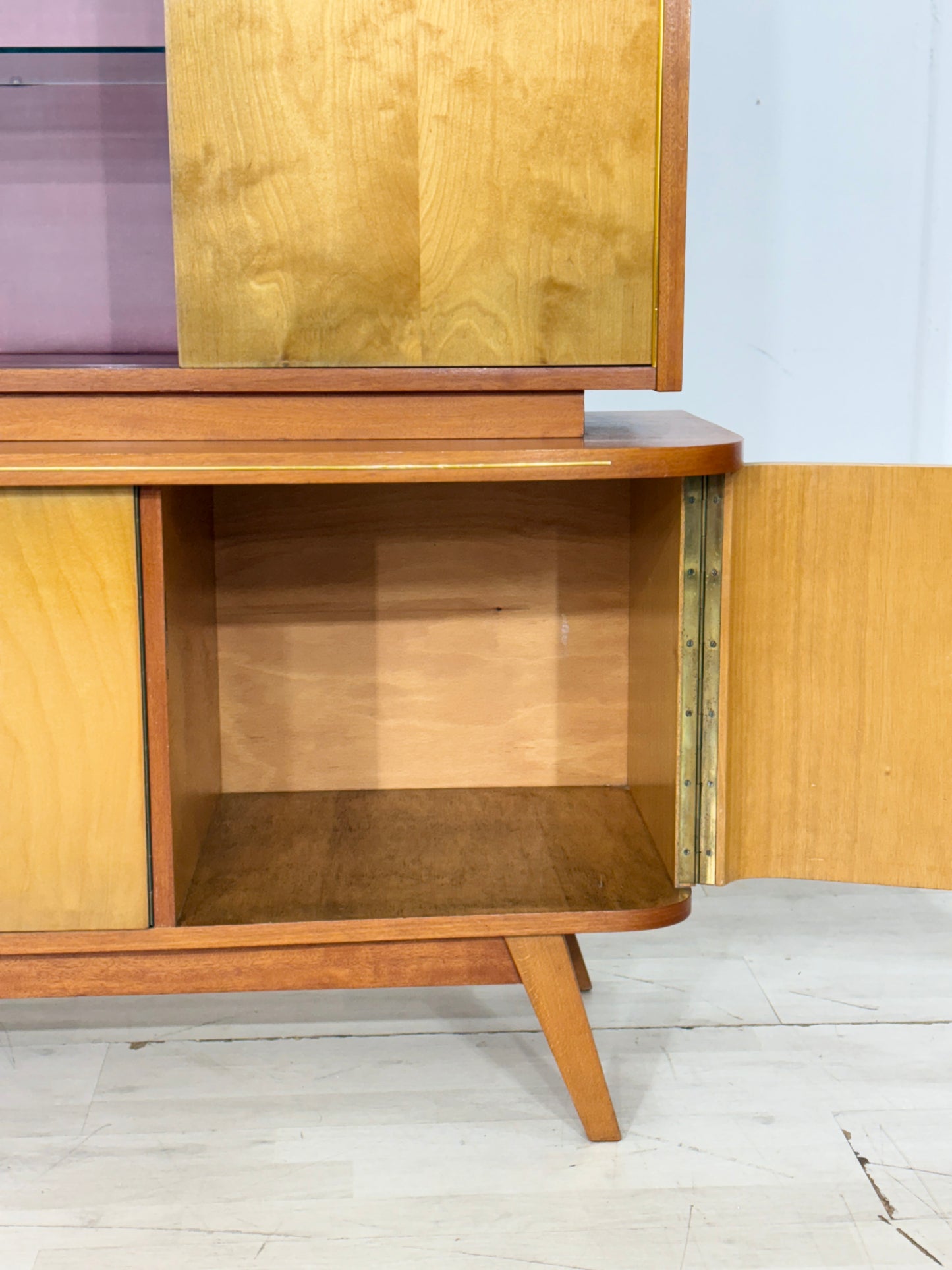 Wunderschönes Vintage Highboard / Barschrank / Sideboard / Geschirrschrank