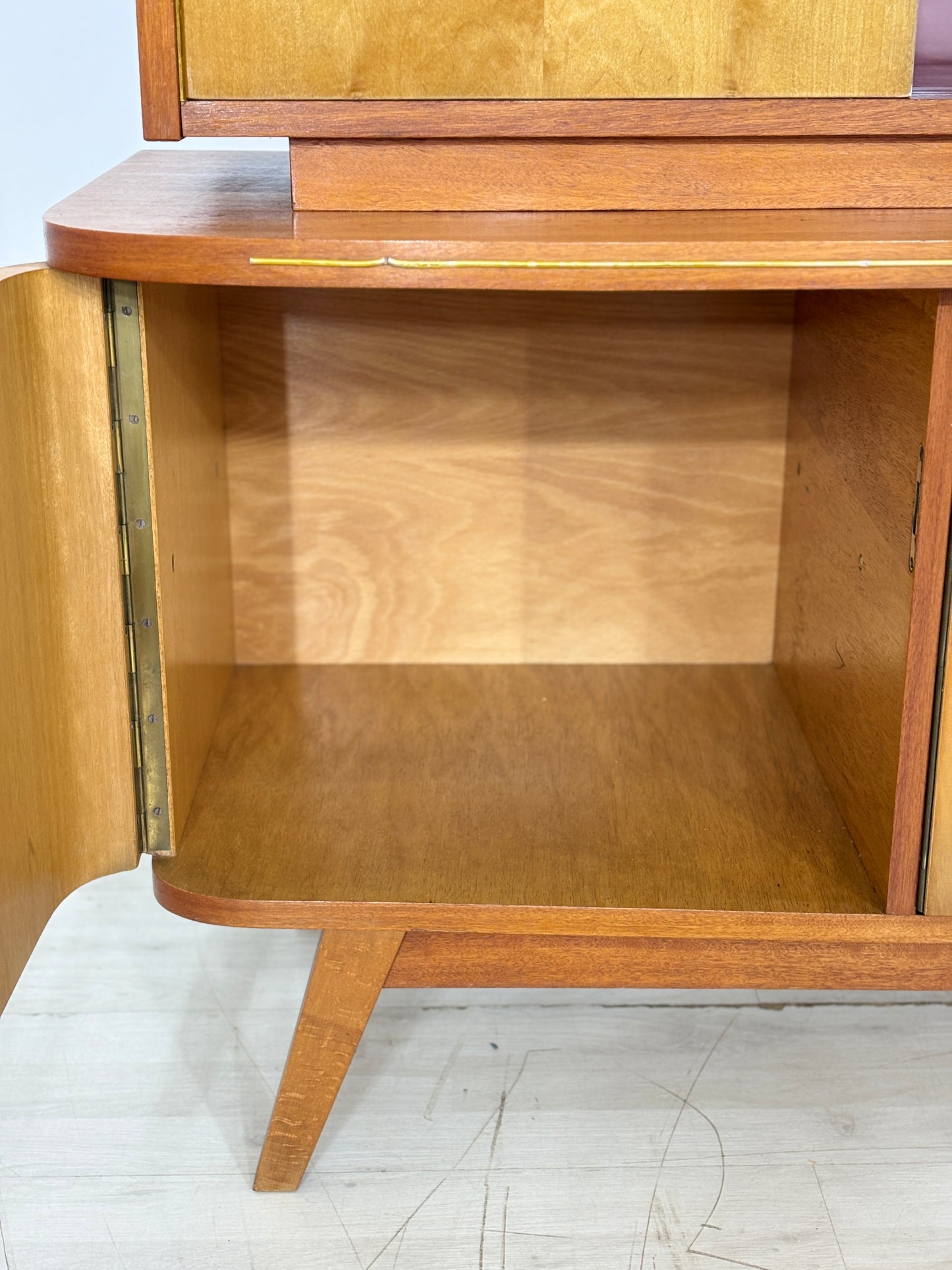 Wunderschönes Vintage Highboard / Barschrank / Sideboard / Geschirrschrank