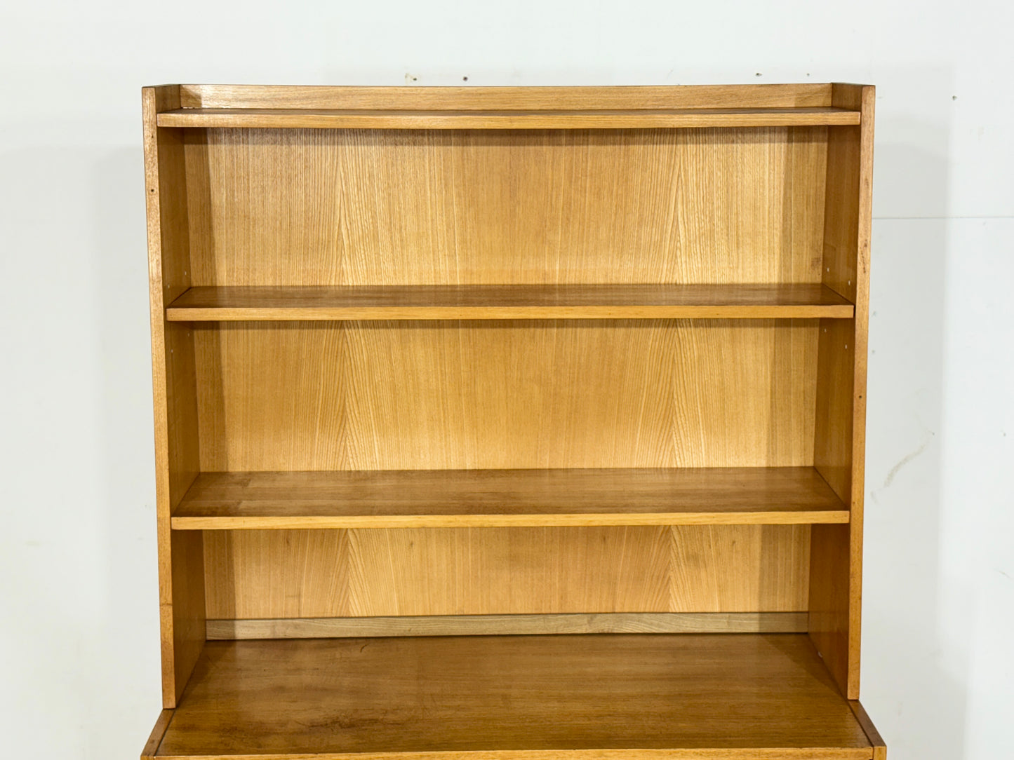 Vintage Hellerau Schrank / Mid Century Highboard / Kommode / Serie 602 Senesche