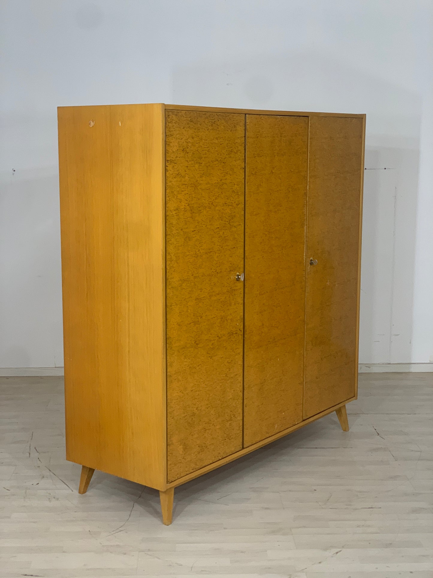Vintage Kleiderschrank Wäscheschrank Schrank Wardrobe