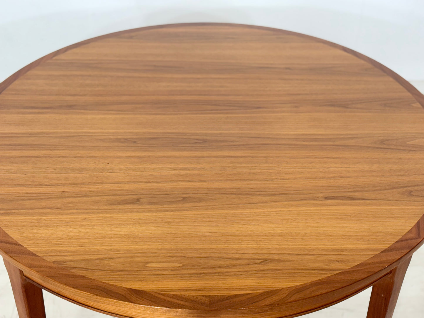 Schöner runder Esstisch / Teak Küchentisch / Holz Tisch / Vintage dining table