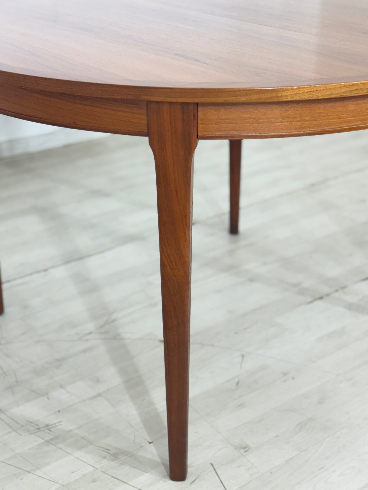 Schöner runder Esstisch / Teak Küchentisch / Holz Tisch / Vintage dining table