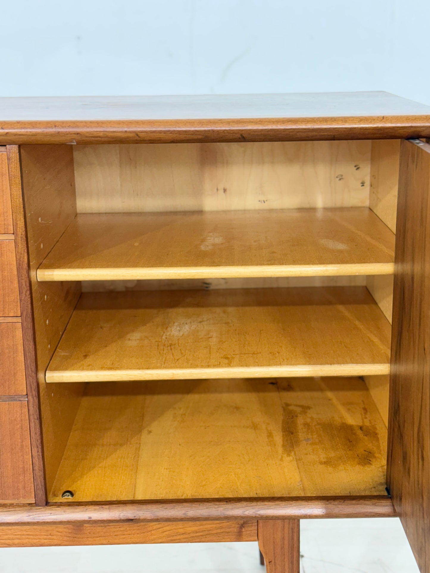 Sehr schönes Albin Johansson & Sons Sideboard / Teak Anrichte / Wohnzimmerschrank / Vintage Kommode