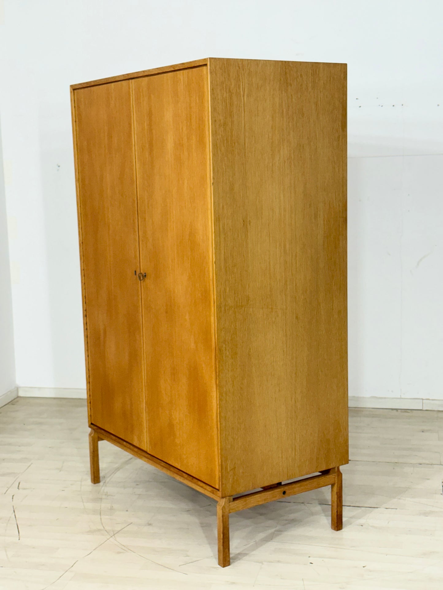 Vintage IKEA Kleiderschrank / Schlafzimmerschrank / Wäscheschrank / Holz Schrank