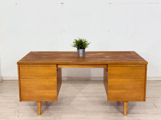 Schöner Vintage-Klassiker: Freistehender Ikea Schreibtisch in Eiche 60er Jahre