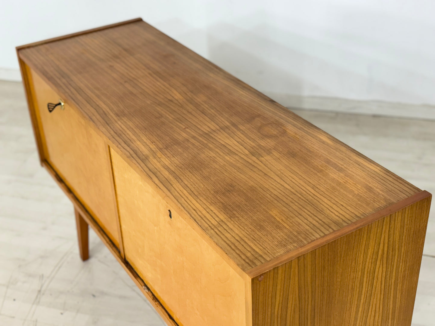Mid-Century Kommode / Sideboard / Vintage Barschrank – 60er Jahre