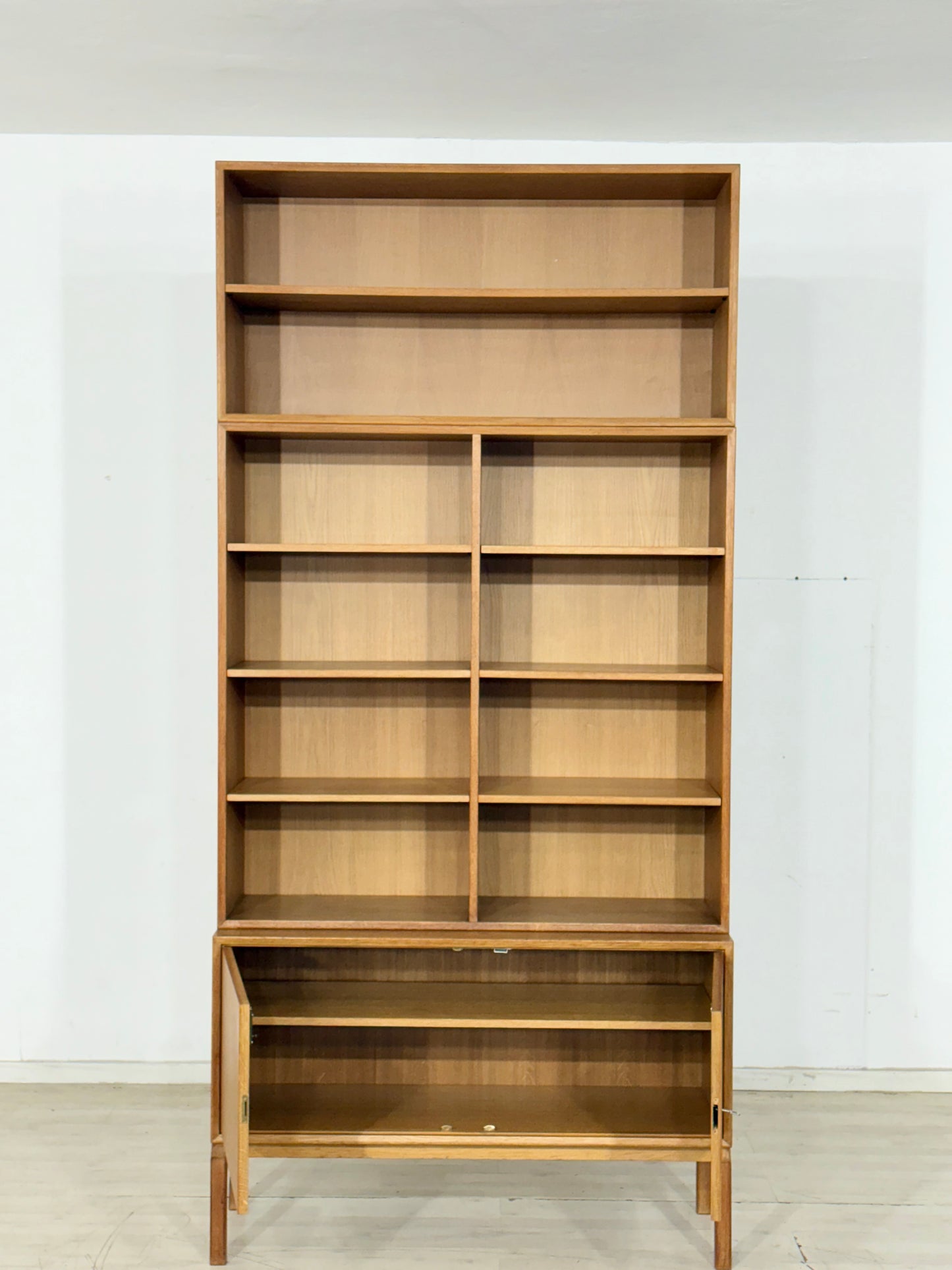 Vintage Klassiker: IKEA MTP Regal / Highboard / Sideboard  – Eiche – Design Marianne Richter