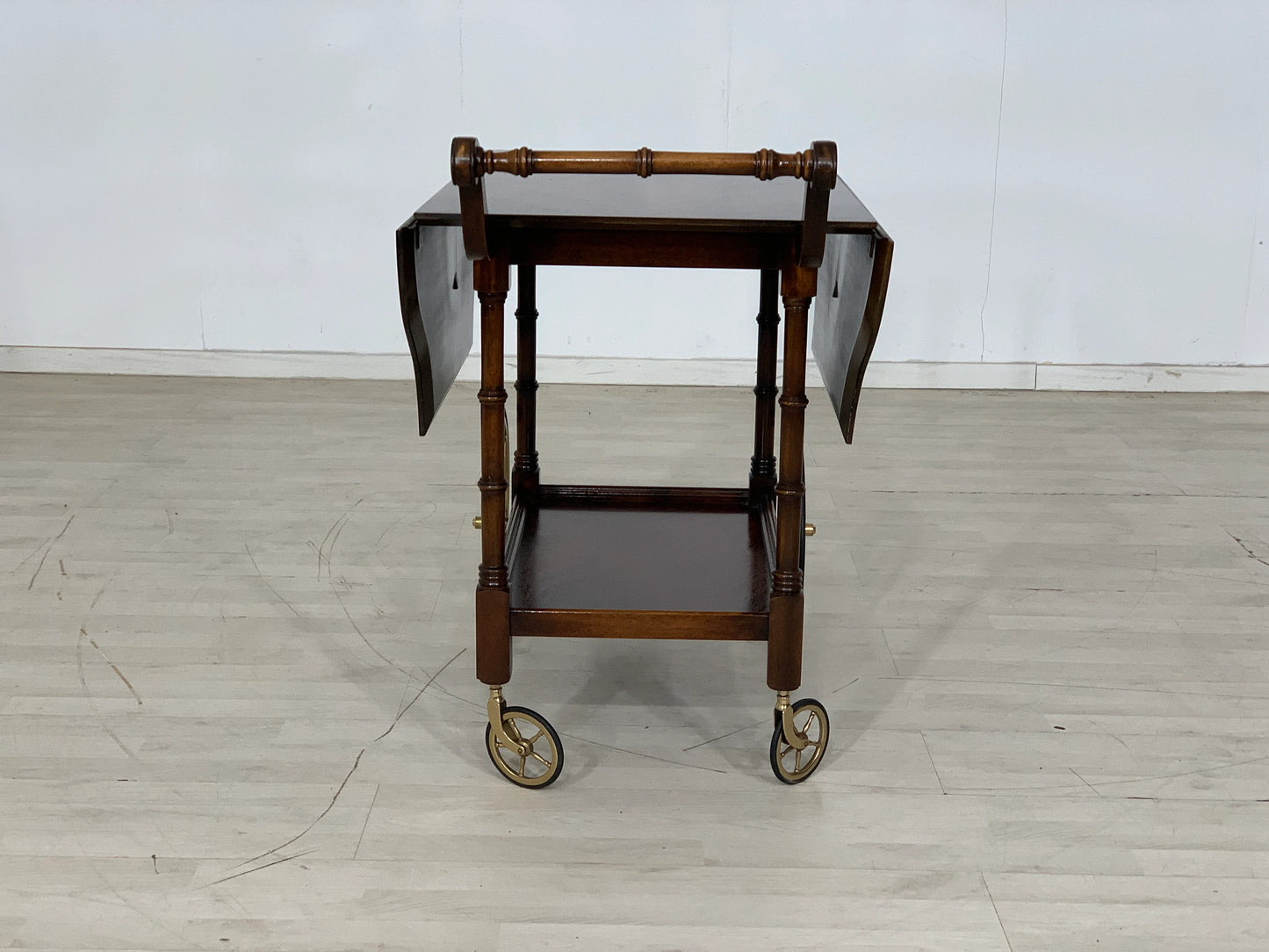 Mid Century Antiker Servierwagen / Vintage Teewagen / Edelholz mit ausklappbaren Platten